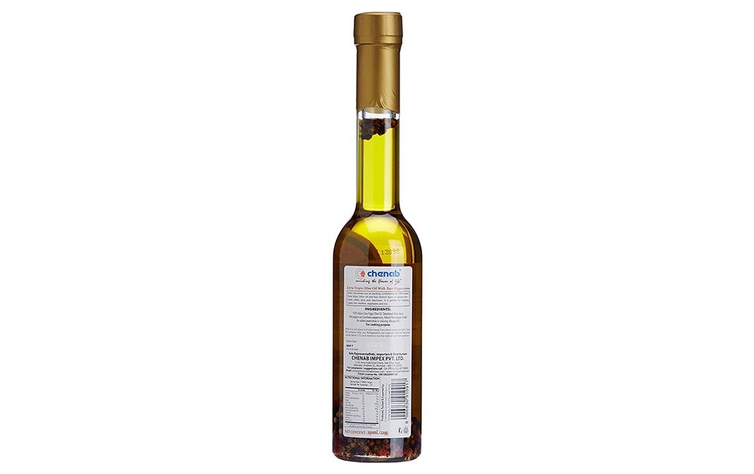 Dolce Vita Extra Virgin Olive Oil with Four Peppercorns   Glass Bottle  250 millilitre