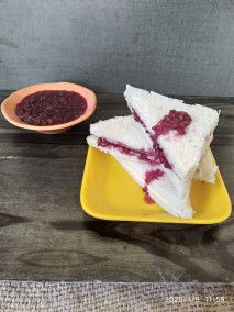 Pomegranate jam bread Recipe