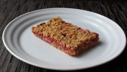 Strawberry Oatmeal Breakfast Bars Recipe