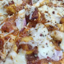 Chilli Paneer Pizza Recipe