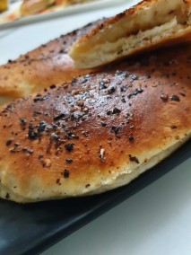 GARLIC POCKET BREADS RECIPE