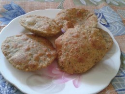 Palak Or Dal ki Kachori/ Spinach and Moong Dal/ Lentil Kachori