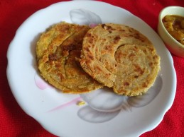 Cheese Chutney Lachha Paratha Recipe