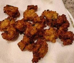 Onion fritters Recipe