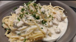 Chicken white sauce spaghetti