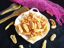 Layered Nimki Recipe