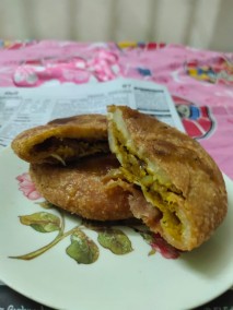 Pyaaz Kachori Recipe