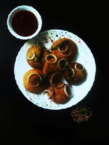 Aloo pyaaz ki kachori