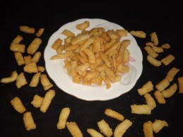 SUJI NAMAKPARA RECIPE