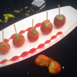 Potato Beetroot cheese ball