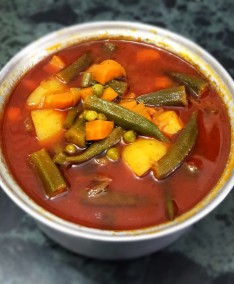 Bezelye Ya da Bastı / Turkish Pea or Vegetable Stew Recipe