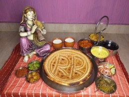 Rajasthani Rotla Thaali Recipe