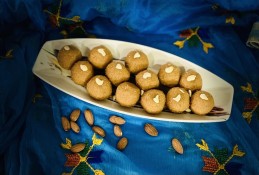 PUNJABI PINNI RECIPE
