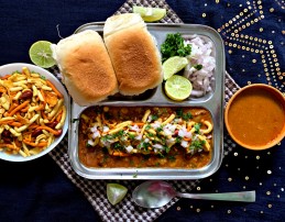 Misal Pav Recipe