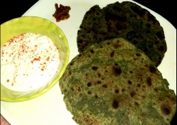 Palak  laccha parantha/spinach laccha parantha