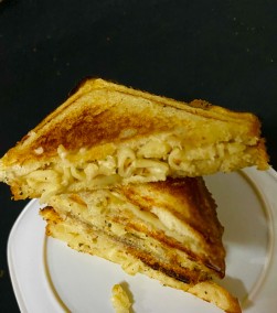 White Sauce Macaroni Pasta Sandwich