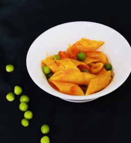 Pasta With Green Peas