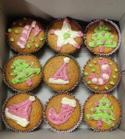 Christmas Special Vanilla Cup Cakes Recipe