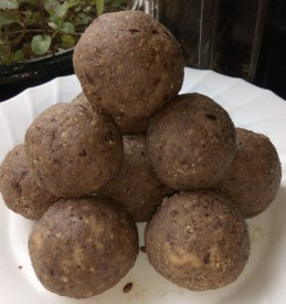 Alsi Ki Pinni Recipe