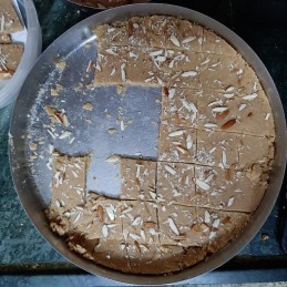 Gujarati Winter SWEET Dish - Sukhdi (सुखडी) Recipe