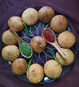 Moongdaal kachori