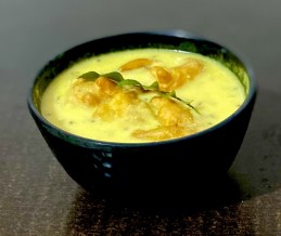 Punjabi Kadhi Pakoda