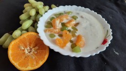 ORANGE AND GRAPES RAITA