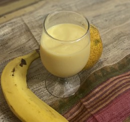 Banana Mango Shake Recipe