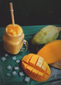 Mango lassi Recipe