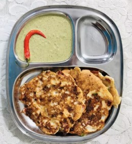 Chawal Besan ka Chilla Recipe