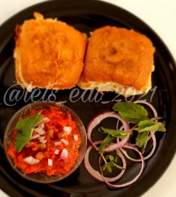 Beetroot Pav Bhajji Recipe