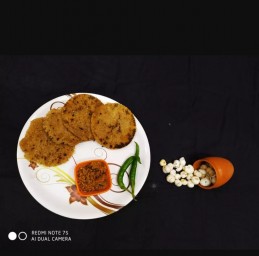 Poha and makhana paratha Recipe