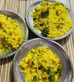 Aalu Poha Recipe