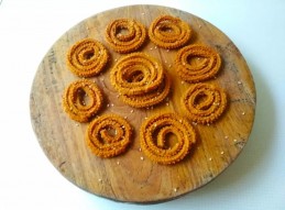 Bajra - Til Murruku (Chakali ) Recipe