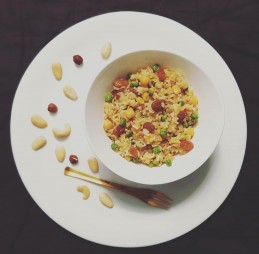 Brown rice with chickpea and raisins Recipe