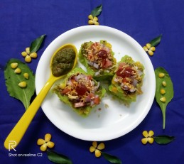 Hara bhara semolina spinach corn dhokla Recipe