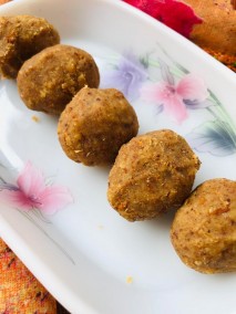 Whole wheat laddu with ghee leftover Recipe