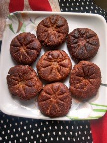 Wheat Flour Jaggery Crispy Fried Cookies Recipe