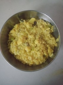 Broken Wheat khichdi Recipe