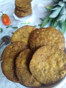 Whole wheat flour masala mathri Recipe