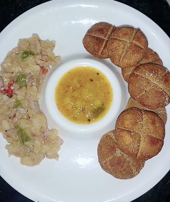 Baati with dal and chokha Recipe