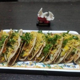 Desi Rotis ke American corn ke tacos Recipe