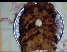 Makki-mooli ka paratha Recipe