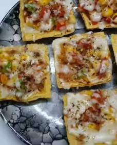 Bread Pizza corn cups Recipe