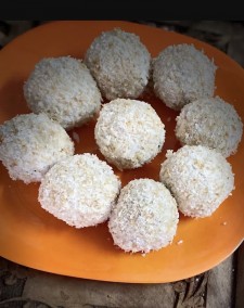 Mawa Coconut Laddu Recipe