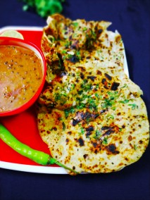 Choor choor paneer naan Recipe