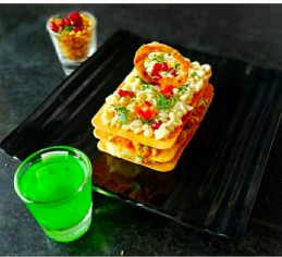 Khakhra Chaat Recipe