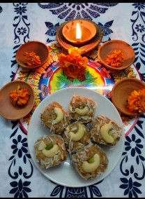 Gond ke laddoos Recipe