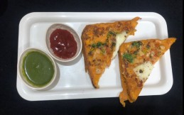 Besan cheese chilli toast recipe