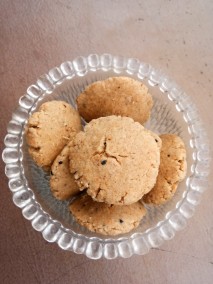 Baked Mix Flour Mathri From Leftover Fried Oil Recipe